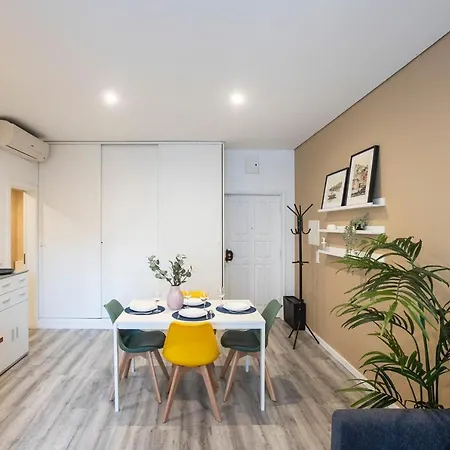 Seaside 1br Flat W/ Ac In By Lovelystay * Matosinhos (Porto)