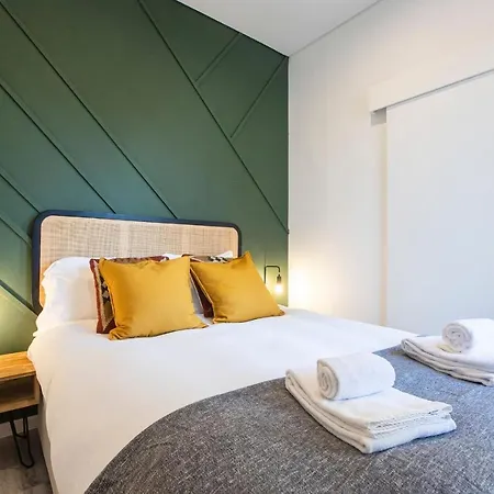 Seaside 1br Flat W/ Ac In By Lovelystay