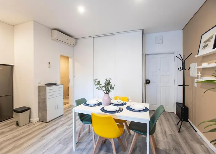 Lägenhet Seaside 1br Flat W/ Ac In By Lovelystay Matosinhos (Porto)