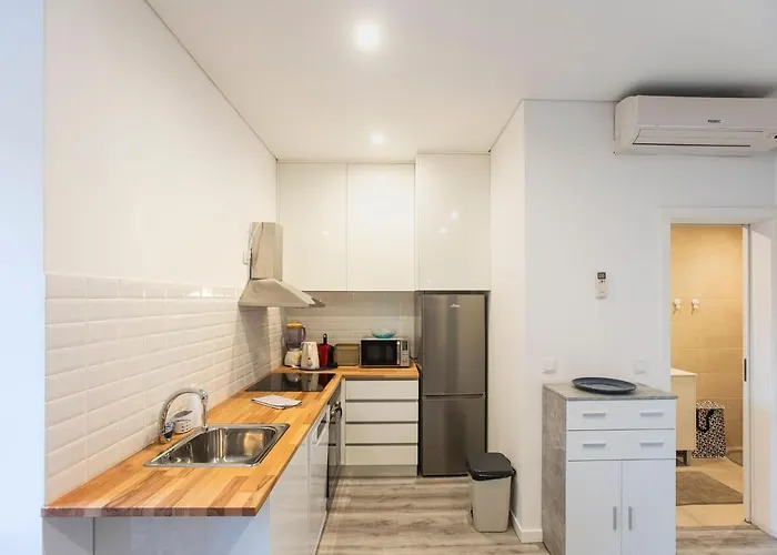 아파트 Seaside 1br Flat W/ Ac In By Lovelystay 마토지뉴스