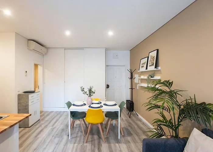 Seaside 1br Flat W/ Ac In By Lovelystay * Matosinhos (Porto)